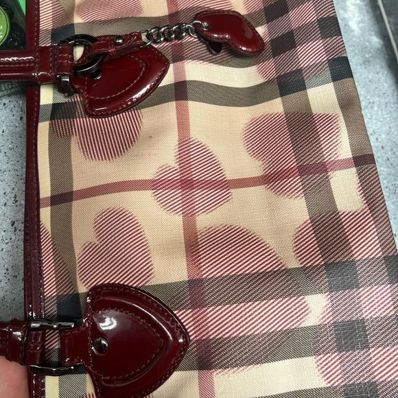Burberry supernova hearts print tote - Picture 8 of 16